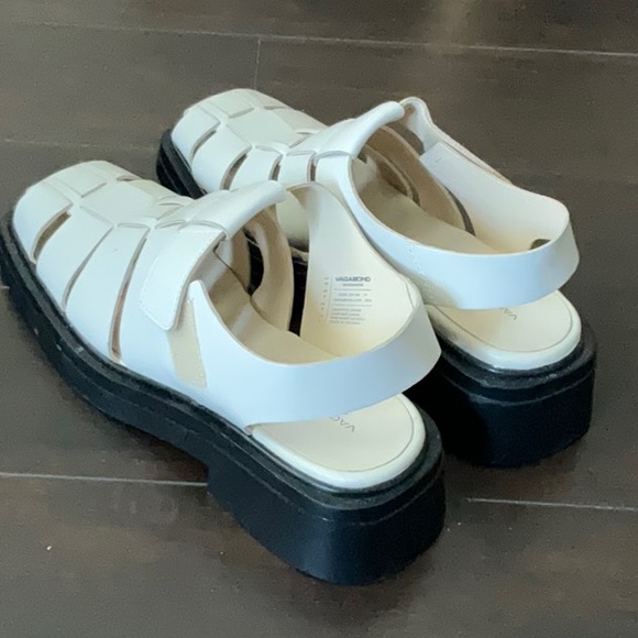 Vagabond Eyra Fisherman Platform Sandal - Picture 3 of 4